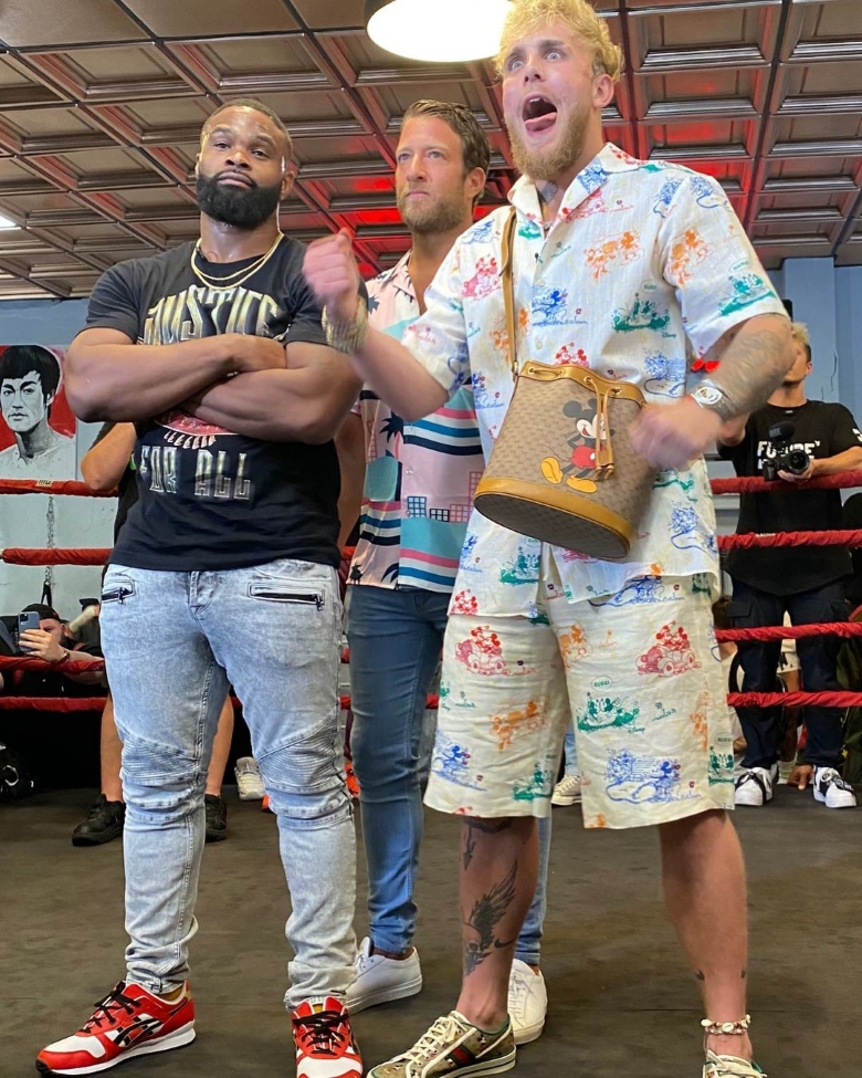 Jake Paul and Tyron Woodley met on the ring for the first time - Photo 2
