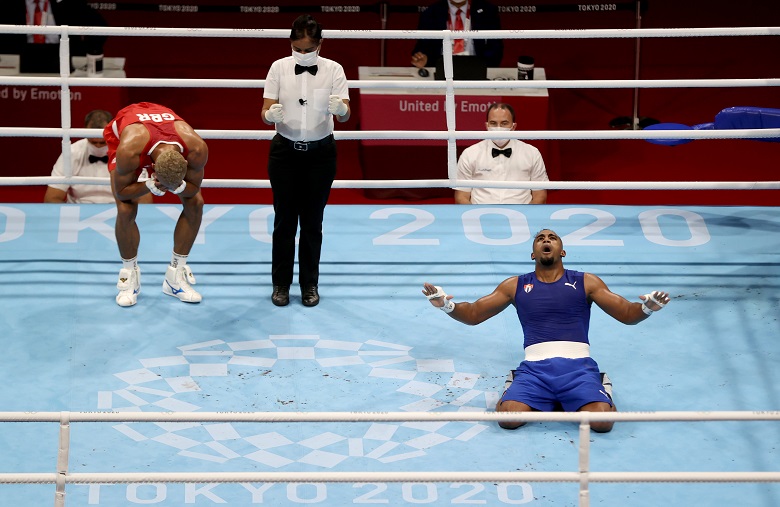 Why are Cuban boxers like Yordenis Ugas almost anonymous in the professional arena - Photo 2
